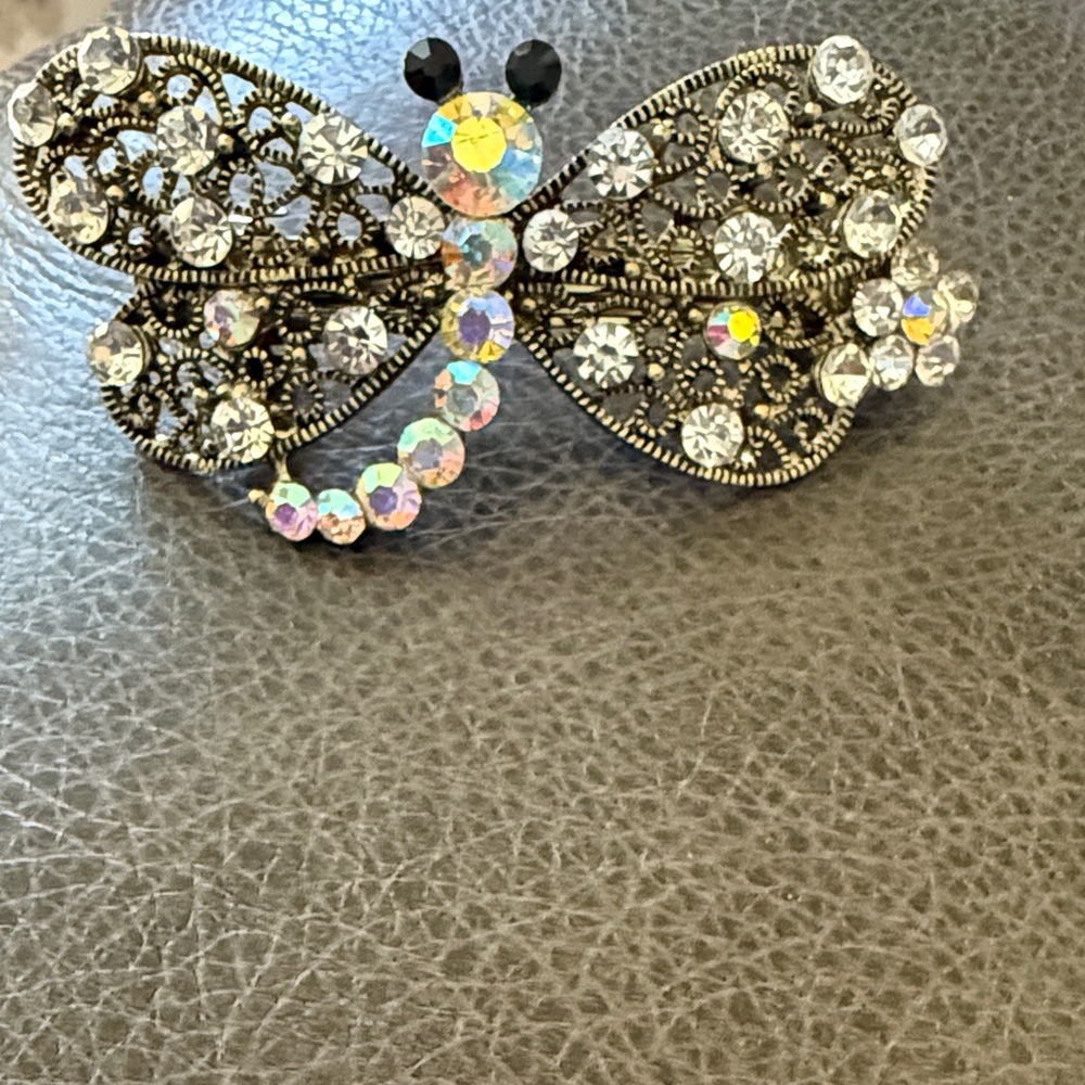 Crystal Butterfly Barette - Picture 1 of 2